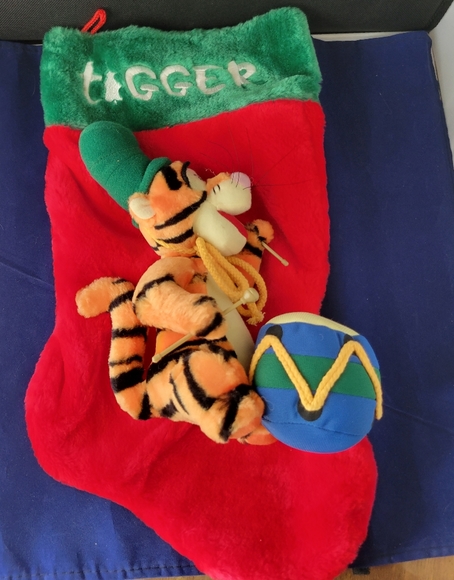 Disney Tigger Stocking Unisex Holiday Kids/Adults 🔥🌊🌟BUNDLE AND SAVE - Picture 6 of 11